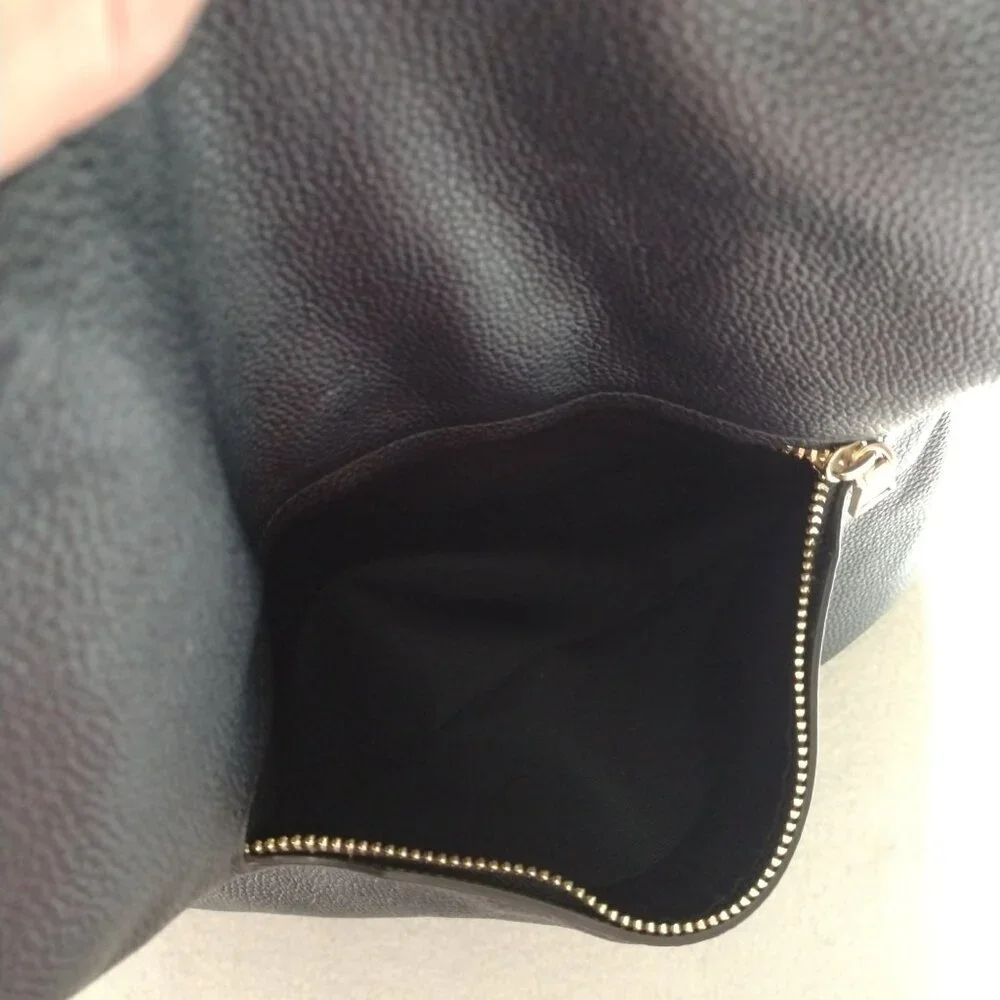 Coach Chelsea Hobo Bag in Navy Pebbled Leather High Quality Purse - Picture 9 of 11